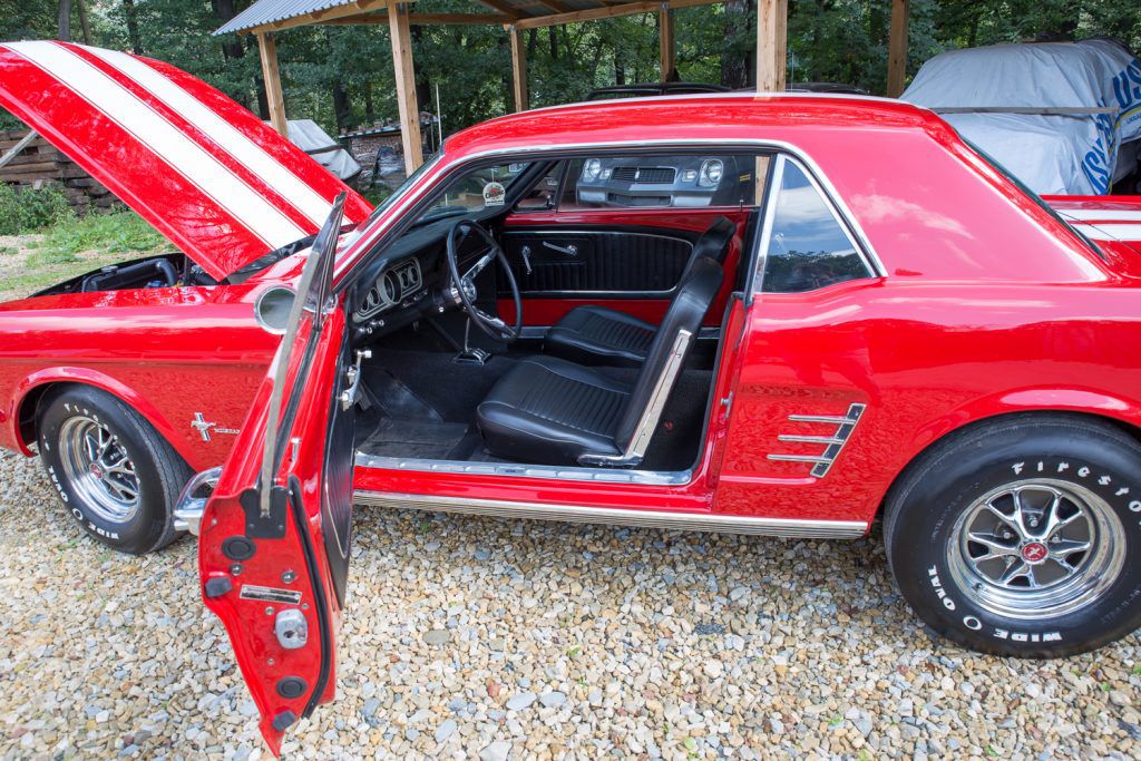 Renowacja samochodu Ford Mustang 1966r.
