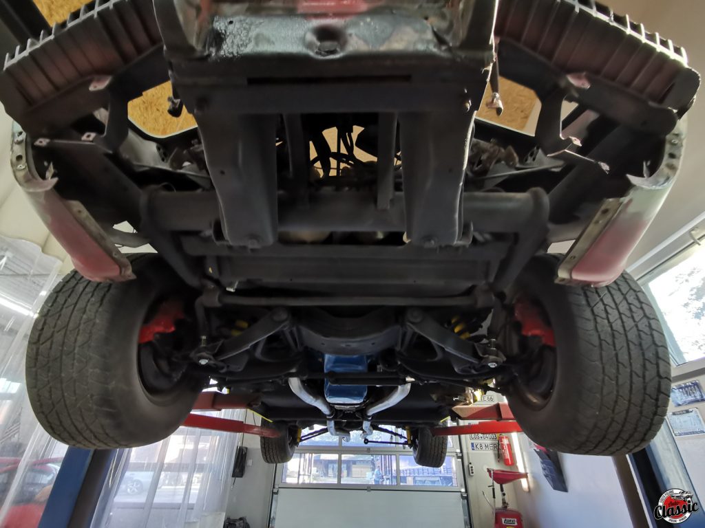 Chevrolet Corvette C3 renowacja Auto Classic Garage